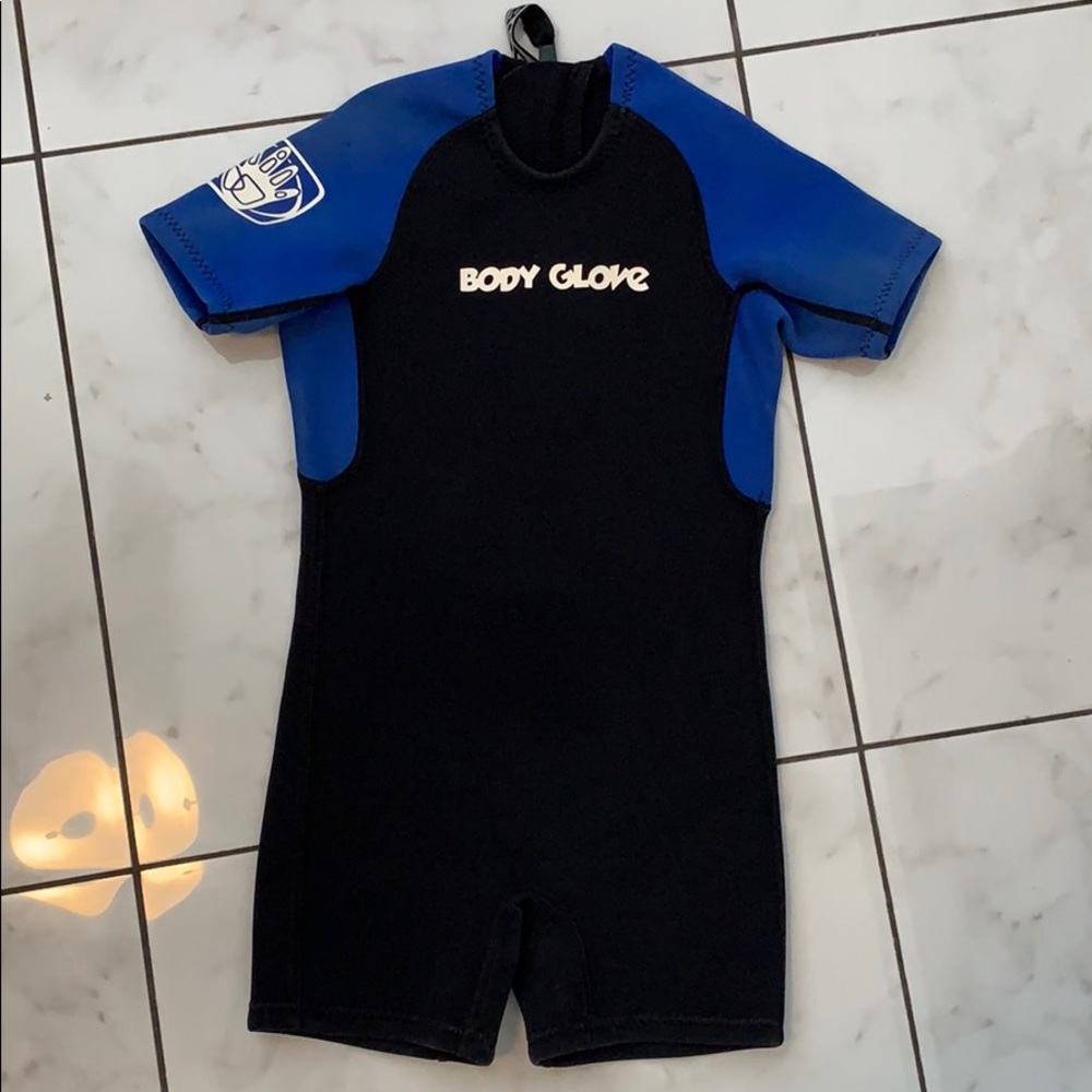 body glove wet suit